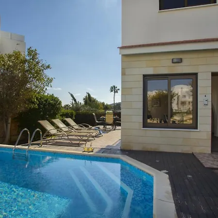 Villa Imagine Your Family Renting This Contemporary Style Villa, Protaras Villa 1466